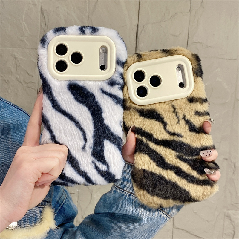 Phone Cases Apple - غطاء هاتف فاخر بنمط حمار وحشي