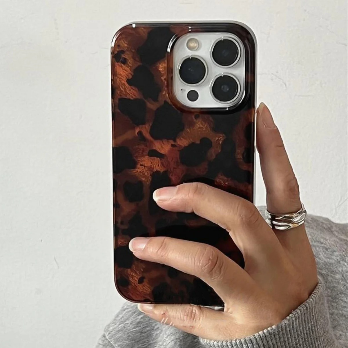 Phone Cases Mous - غطاء هاتف بتصميم كهرماني عتيق بنقشة