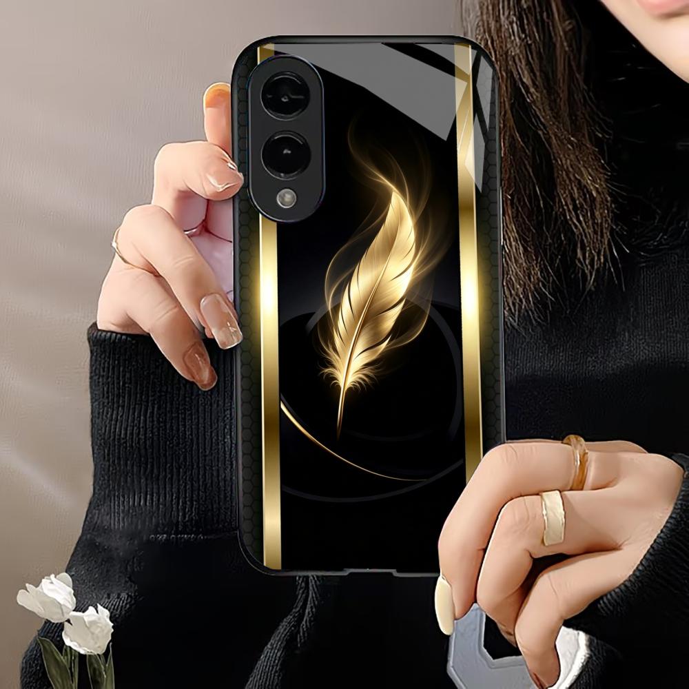 جراب هاتف ذهبي لامع بتصميم ريش - مراجعة Phone Cases Quad Lock وسعره
