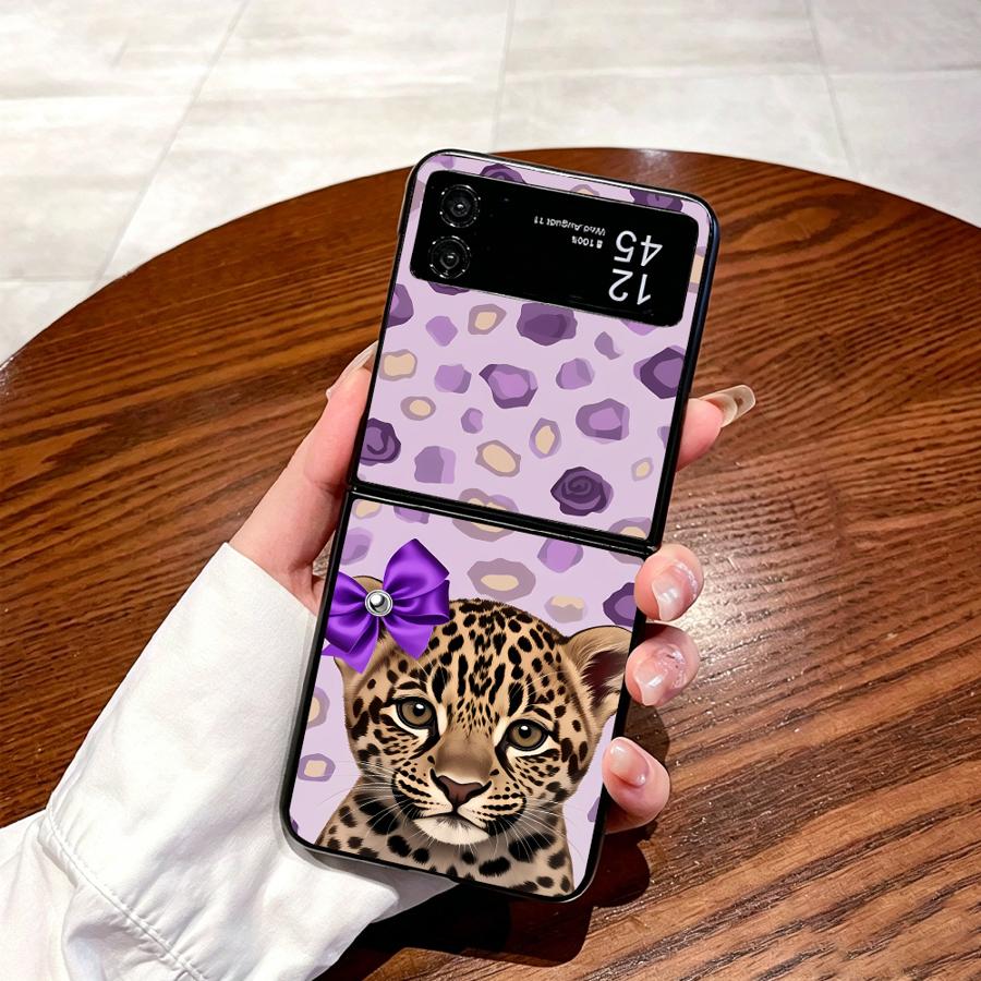 غطاء هاتف مخطط بتصميم نمر لسام - مراجعة Phone Cases Z Fold 6 وسعره