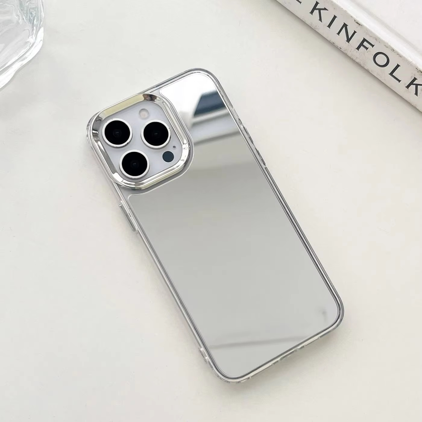 جراب هاتف عصري بمرآة مكياج لها - مراجعة Phone Cases You Can Design وسعره