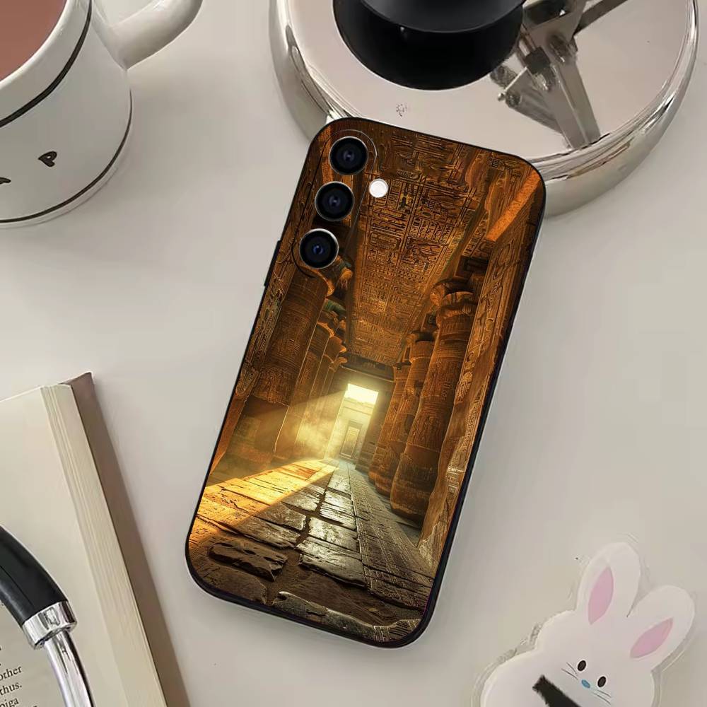حافظة هاتف مصرية بتصميم الحروف - مراجعة Phone Cases Egypt وسعره