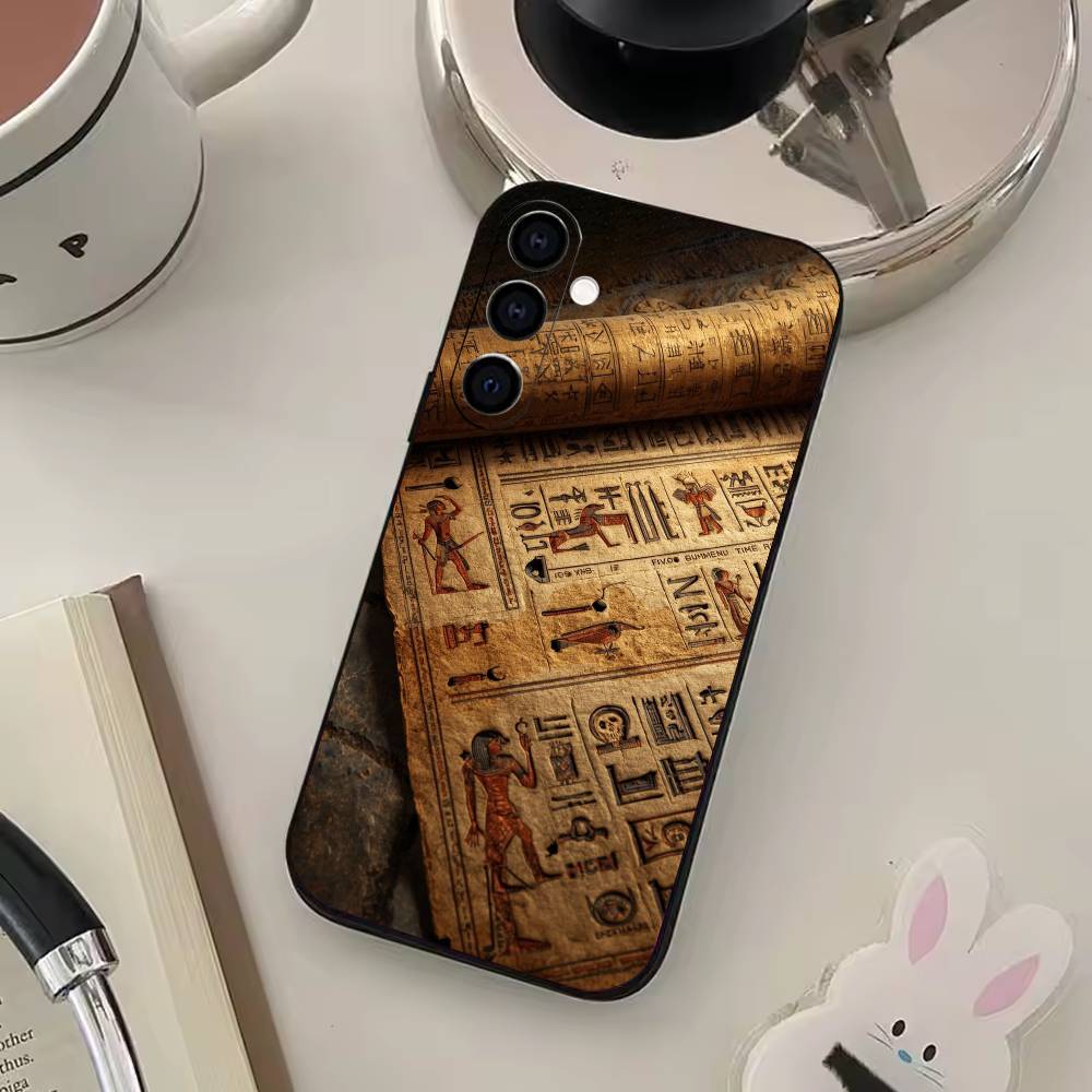 حافظة هاتف مصرية بتصميم الحروف - مراجعة Phone Cases Egypt وسعره